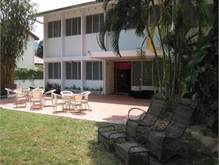 Chymes Hotel Tanjung Bungah  Bagian luar foto