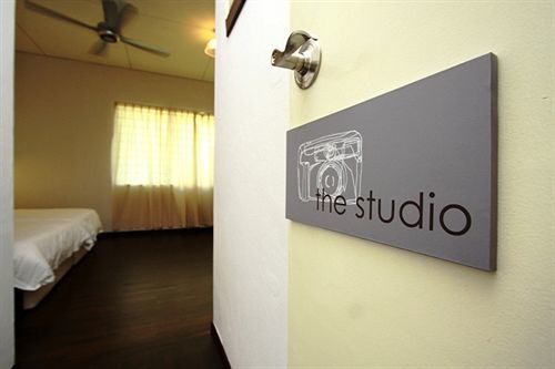 Chymes Hotel Tanjung Bungah  Bagian luar foto