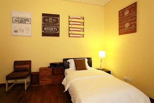 Chymes Hotel Tanjung Bungah  Bagian luar foto