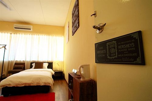 Chymes Hotel Tanjung Bungah  Bagian luar foto