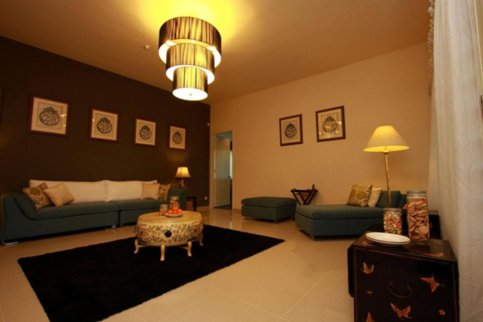 Chymes Hotel Tanjung Bungah  Bagian luar foto